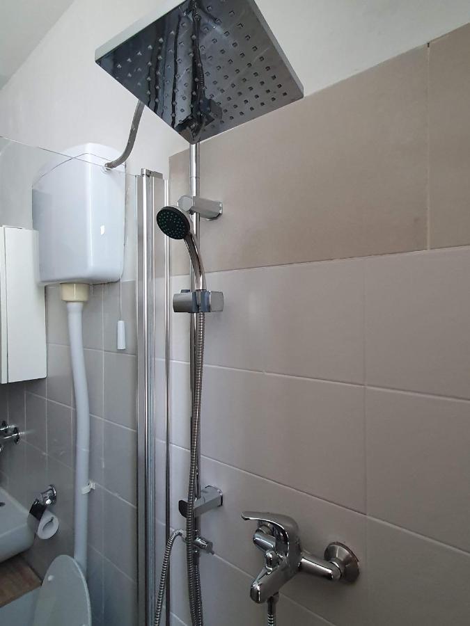 Apartament Tina *