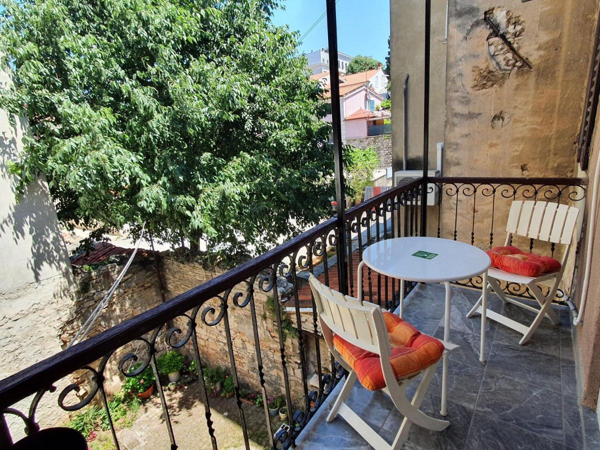 Apartament Tina
